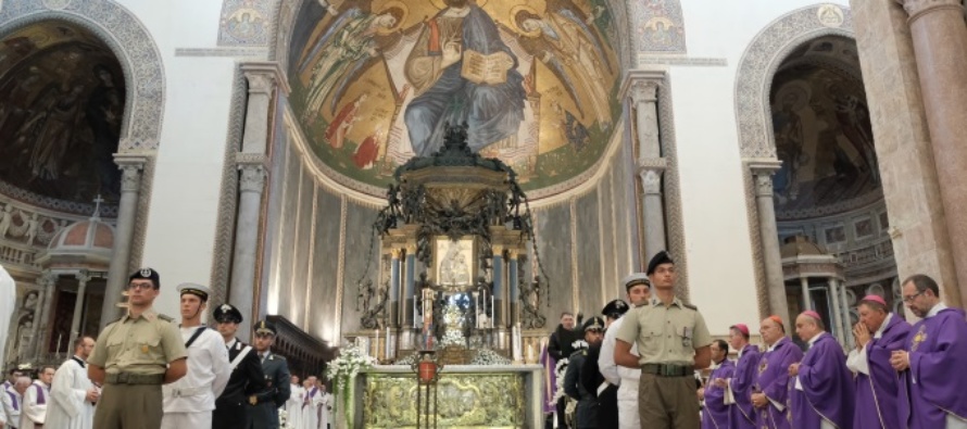 MESSINA – Celebrato il rito per l’ultimo saluto a Giovanni Marra, nella cattedrale dove ora riposa per sua volontà