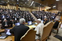 Censis su religiosità italiani, Nembrini: “Tornare alle origini e seguire la strada tracciata dai santi di oggi”