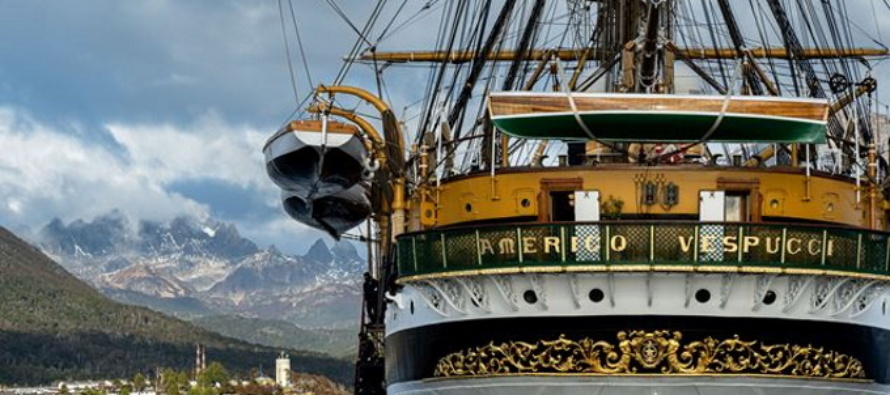 Pellegrini in mezzo al mare, la nave Amerigo Vespucci designata luogo giubilare